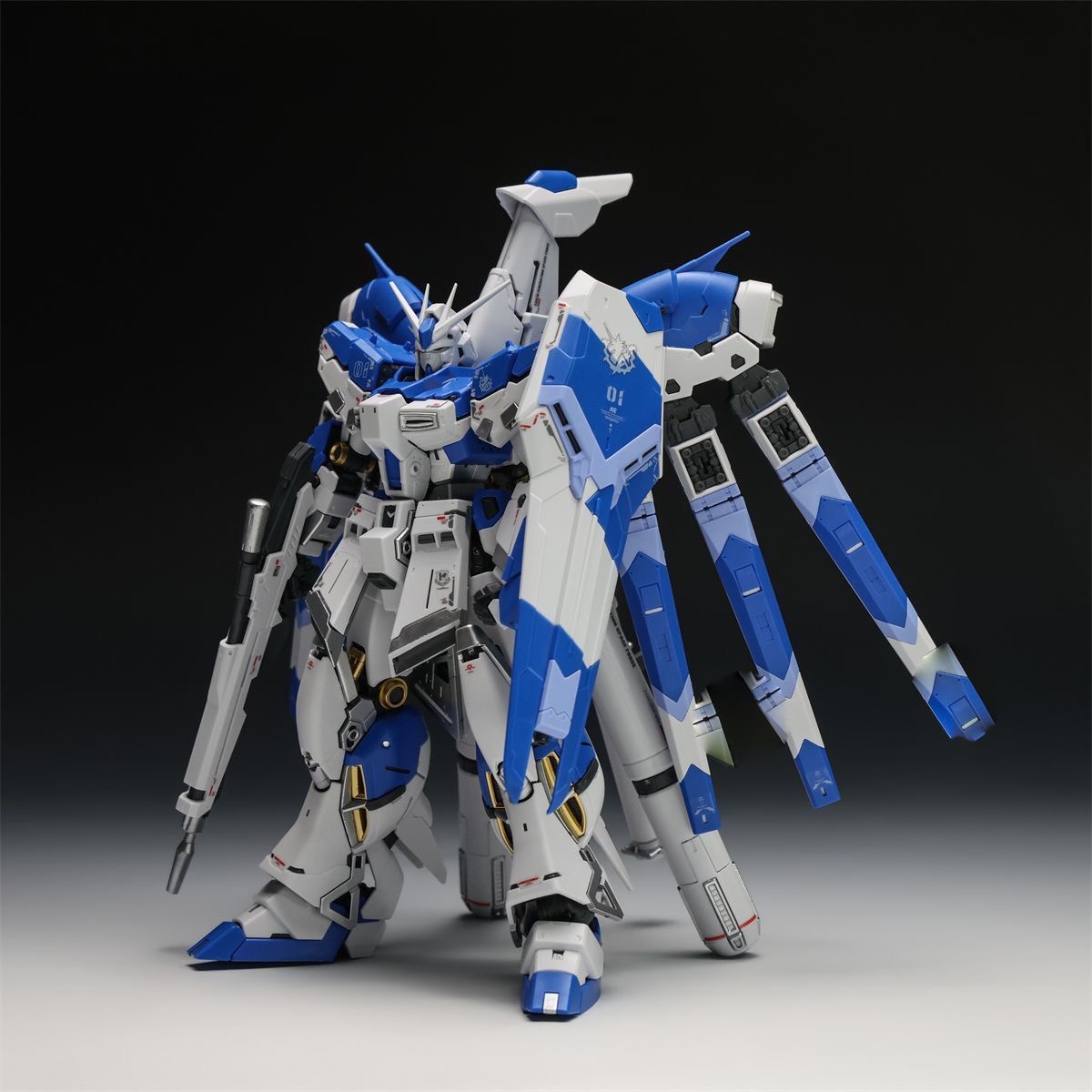 Model Kit Mecha - Zestaw do składania modelu Gundam Hi-v