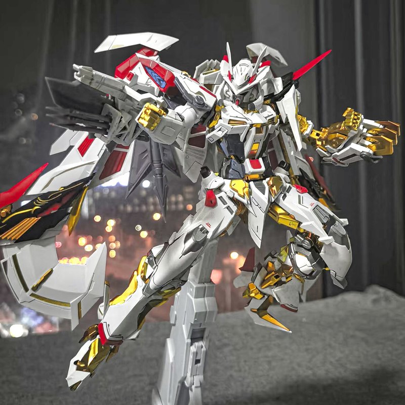 Fenrir Model Kit In Era - 8826 Mg 1 100 Astray Gold