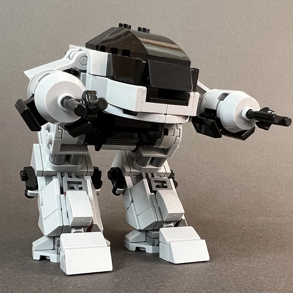 MOC Mechaniczne Wojenne Policy – Model Kit Robocop recenzja i cena
